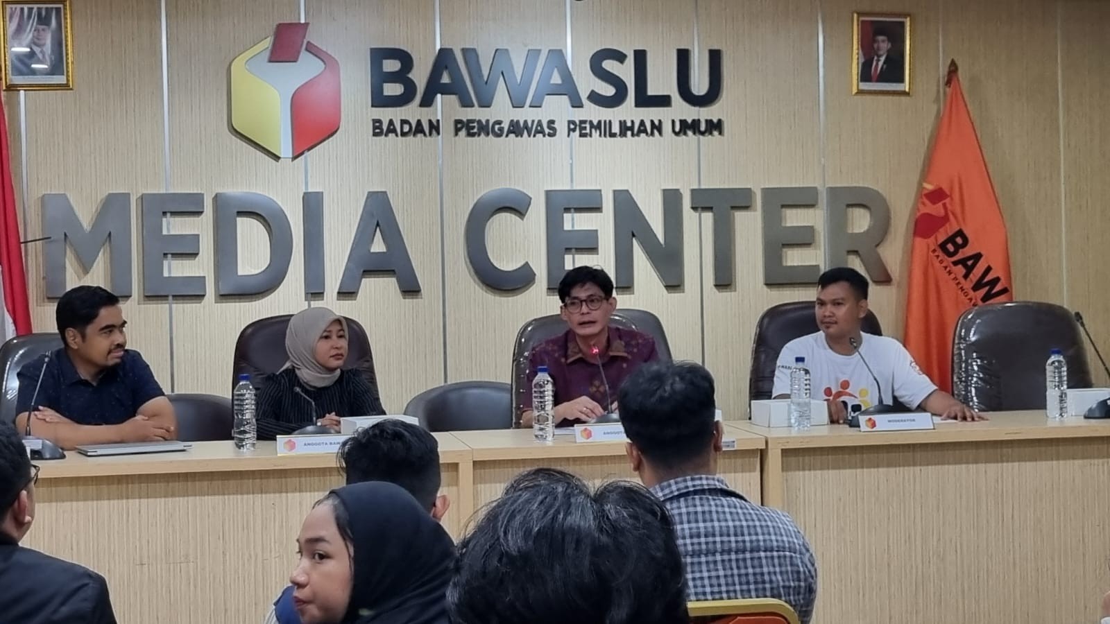 Antisipasi Perkembangan AI dalam Pemilu, KPP DEM Gelar Diskusi Bareng Penyelenggara Pemilu dan Komisi II