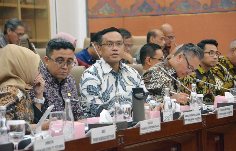 Komisi VI DPR Raker Dengan Pertamina