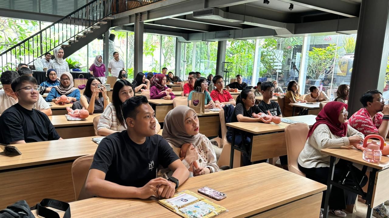 Ramai Diminati! Kelas Newborn Eksklusif Ini Bantu Orang Tua Baru Hadapi Problem Menyusui