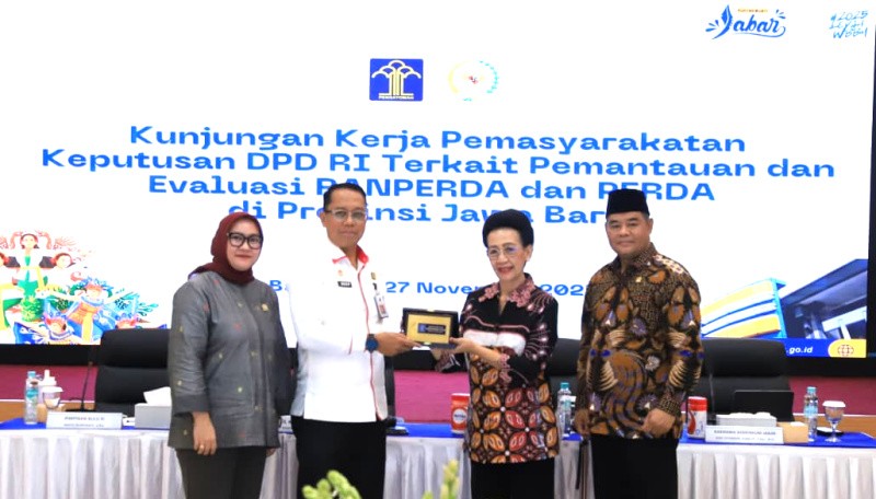 DPD RI Tegaskan Pentingnya Harmonisasi Perda dan Aturan Pusat dalam Kunjungan Kerja ke Jawa Barat
