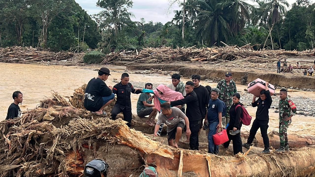 Pemerintah Diminta Segera Tetapkan Status Bencana Nasional terkait Banjir-Longsor Sumatera