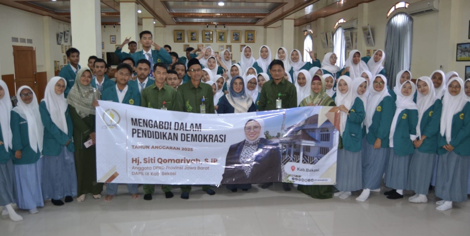 Di depan Para Siswa, Siti Qomariyah Ingatkan Sikap Saling Menghargai