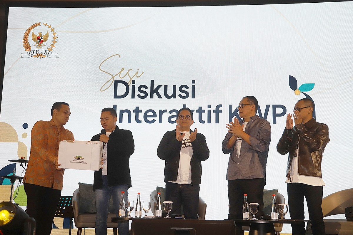 Wartawan Parlemen dan Kesetjenan DPR Galang Donasi untuk Korban Bencana Sumatera