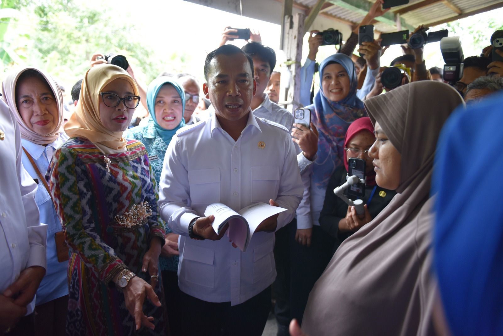 Langkah Konkret Menteri Wihaji Intervensi Stunting Langsung di Lamongan