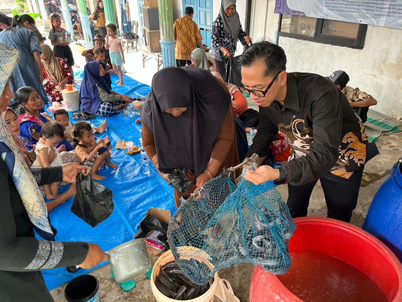 Dosen Undika Terapkan Teknologi Budikdamber Berbasis IoT bagi Ibu-Ibu PKK di Desa Gunungan