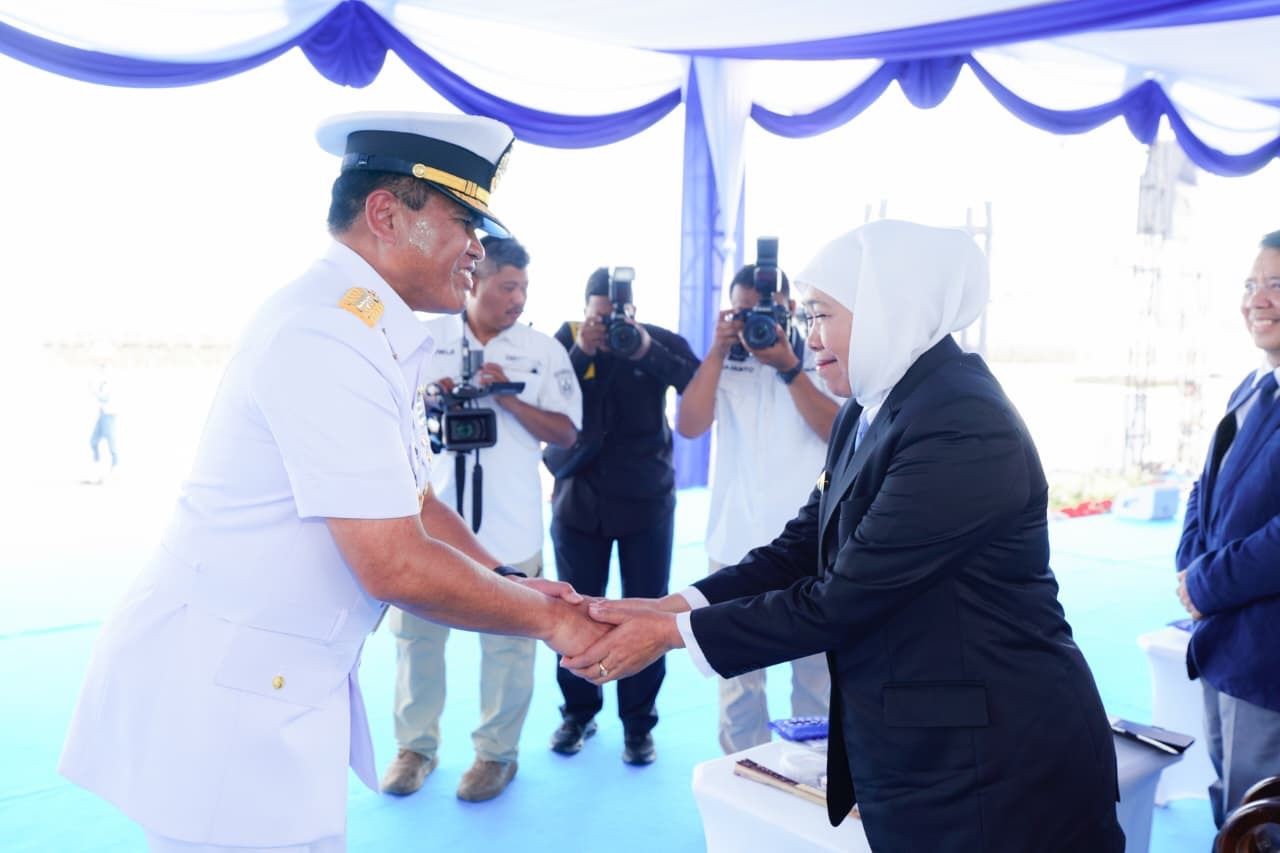 Gubernur Khofifah Apresiasi Peran TNI AL pada Peringatan Hari Armada RI ke-80