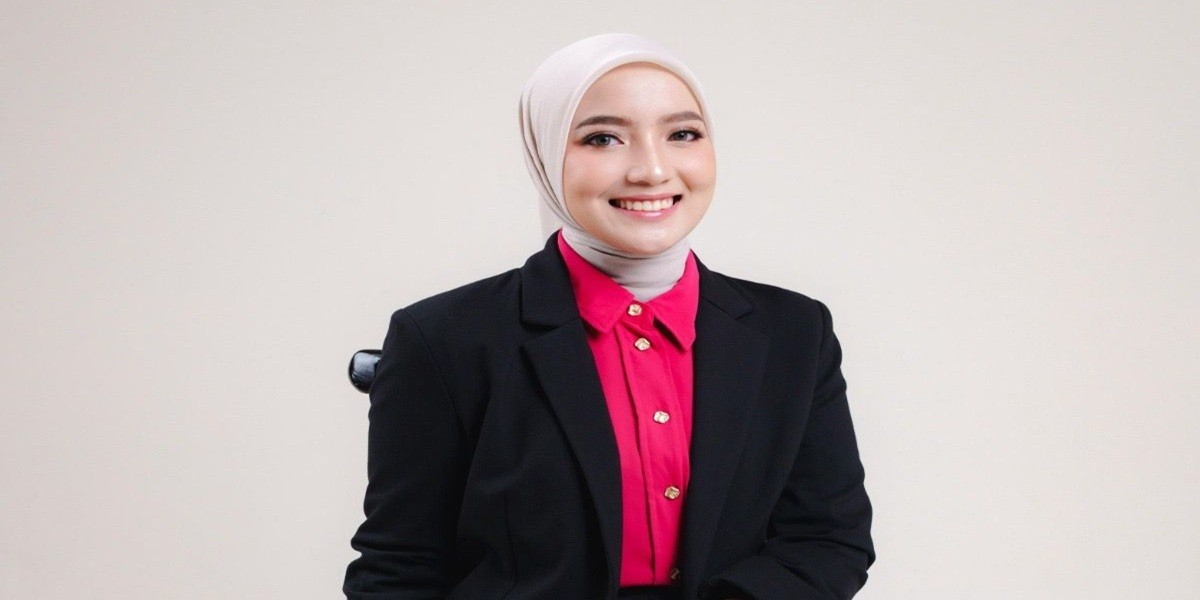 Teliti Perilaku Politik Gen Z, Ais Shafiyah Dikukuhkan sebagai Lulusan Terbaik S3 Ilmu Sosial Unair