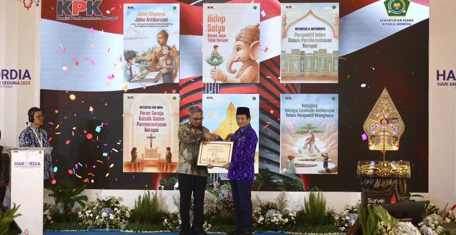 Kemenag Raih Dua Penghargaan dari KPK di Hari Antikorupsi Sedunia 2025