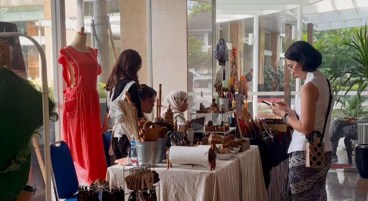 Dukung UMKM Lokal, Somerset Berlian Jakarta Gelar Pasar Sabtu Vol. 3 Christmas Market
