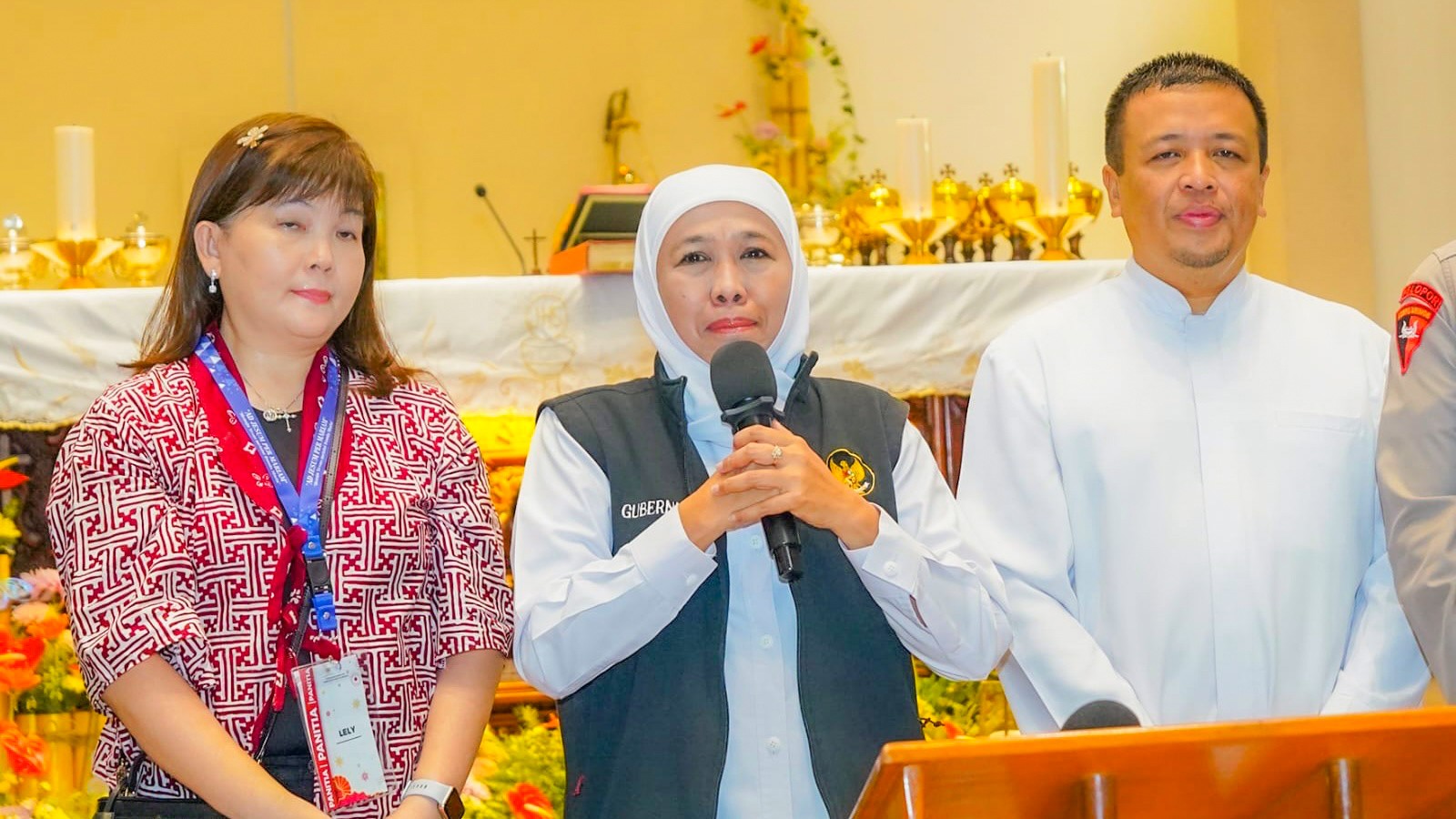 Gubernur Khofifah Bersama Forkopimda Jatim Tinjau Gereja Pastikan Ibadah Berjalan Aman