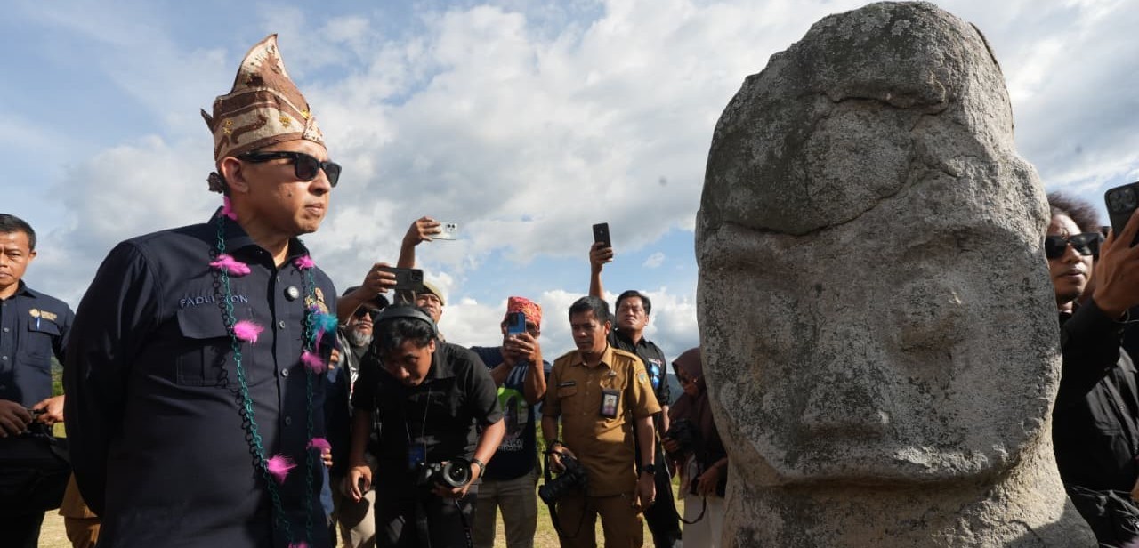 Menbud Fadli Zon Tinjau Situs Megalitik Lore Lindu, Ungkap Jejak Peradaban Nusantara Tertua