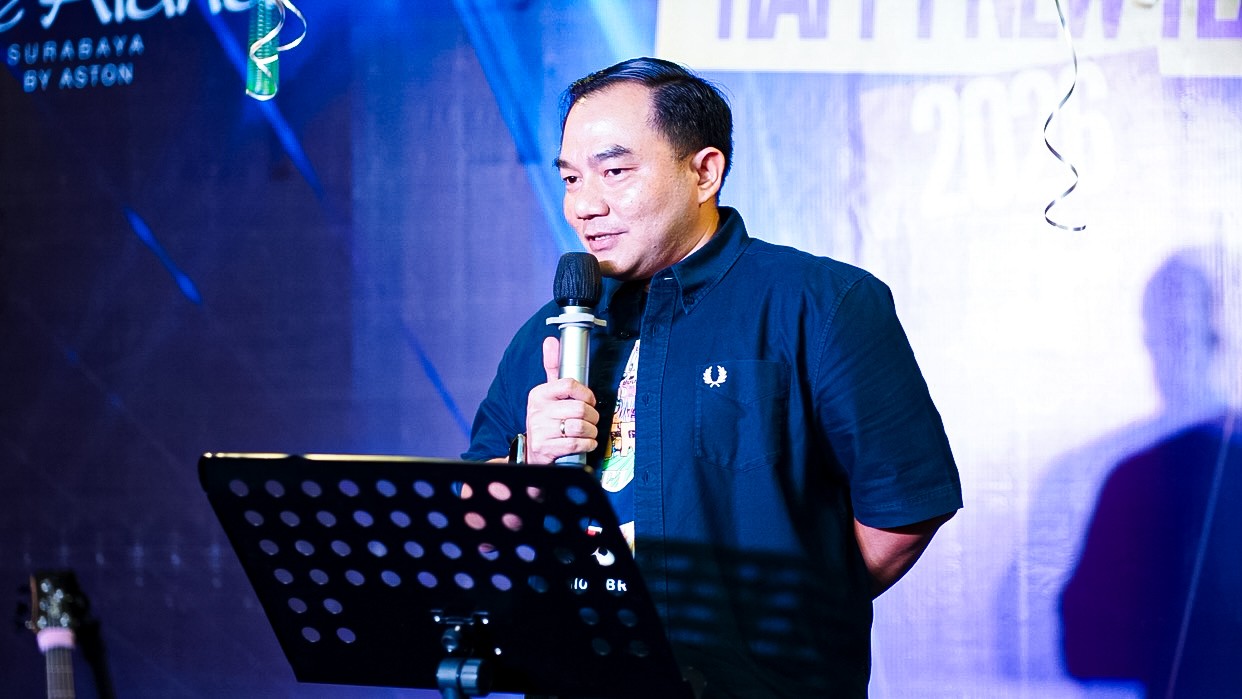 “Retro Night” ala The Alana Surabaya, Sambut Tahun Baru dengan Nuansa Ikonik Era 80-an