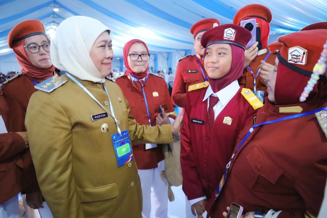 Jawa Timur Terbanyak Sekolah Rakyat, Gubernur Khofifah Hadiri Peresmian 166 SR oleh Presiden Prabowo