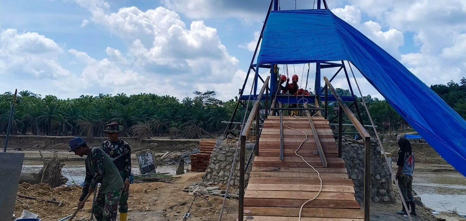 Jembatan Gantung di Aceh Tamiang Segera Tersambung, Akses Desa Lubuk Sidup Pulih