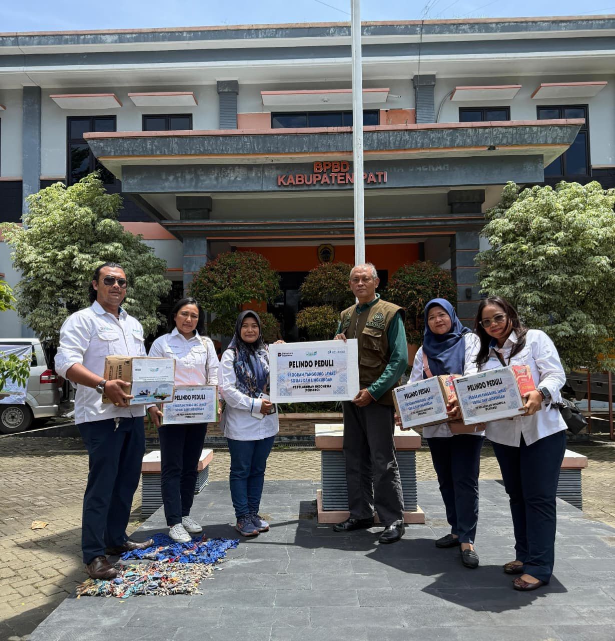 Pelindo Tanjung Emas Salurkan Bantuan Tanggap Darurat untuk Korban Banjir dan Longsor di Pati