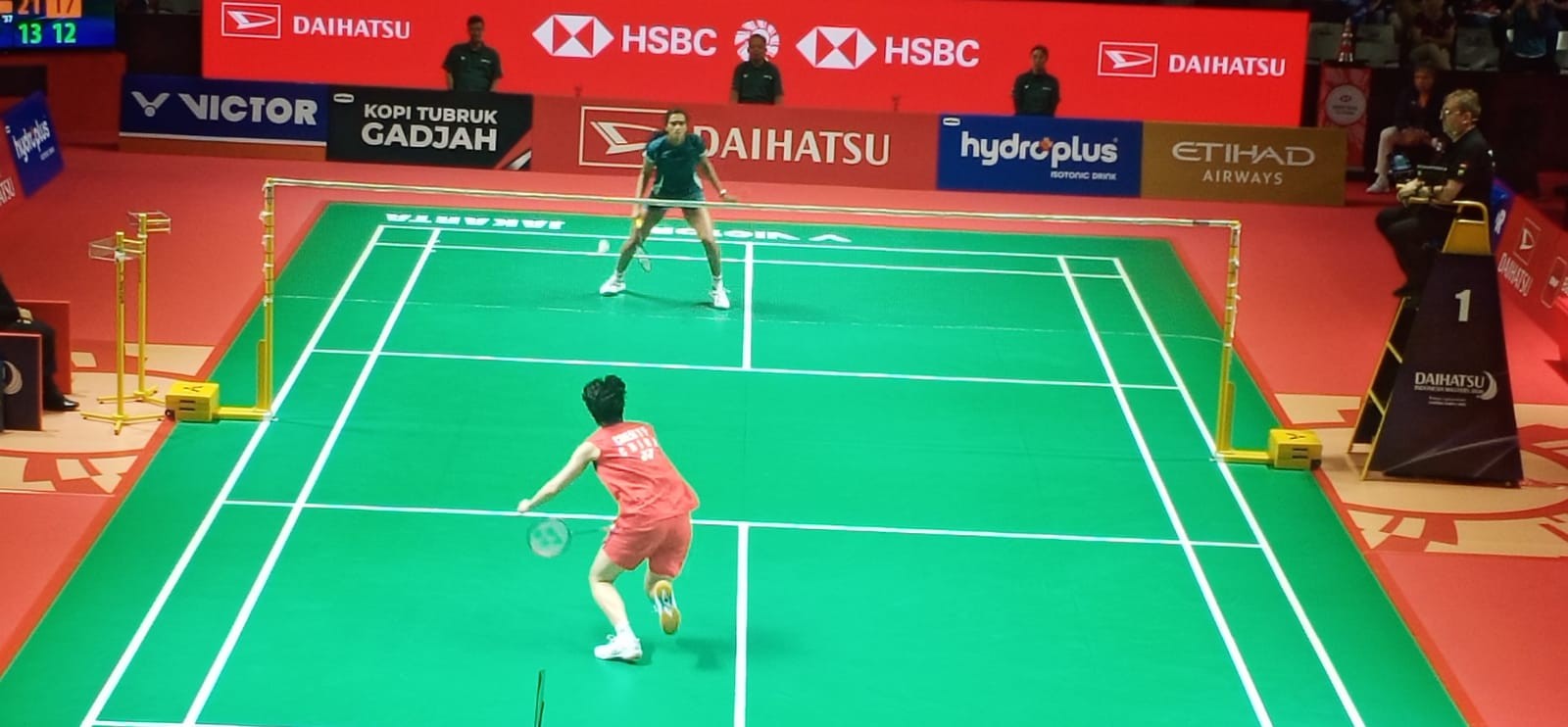 Tumbangkan Andalan India, Chen Yu Fei Melenggang ke Semi Final Indonesia Master 2026