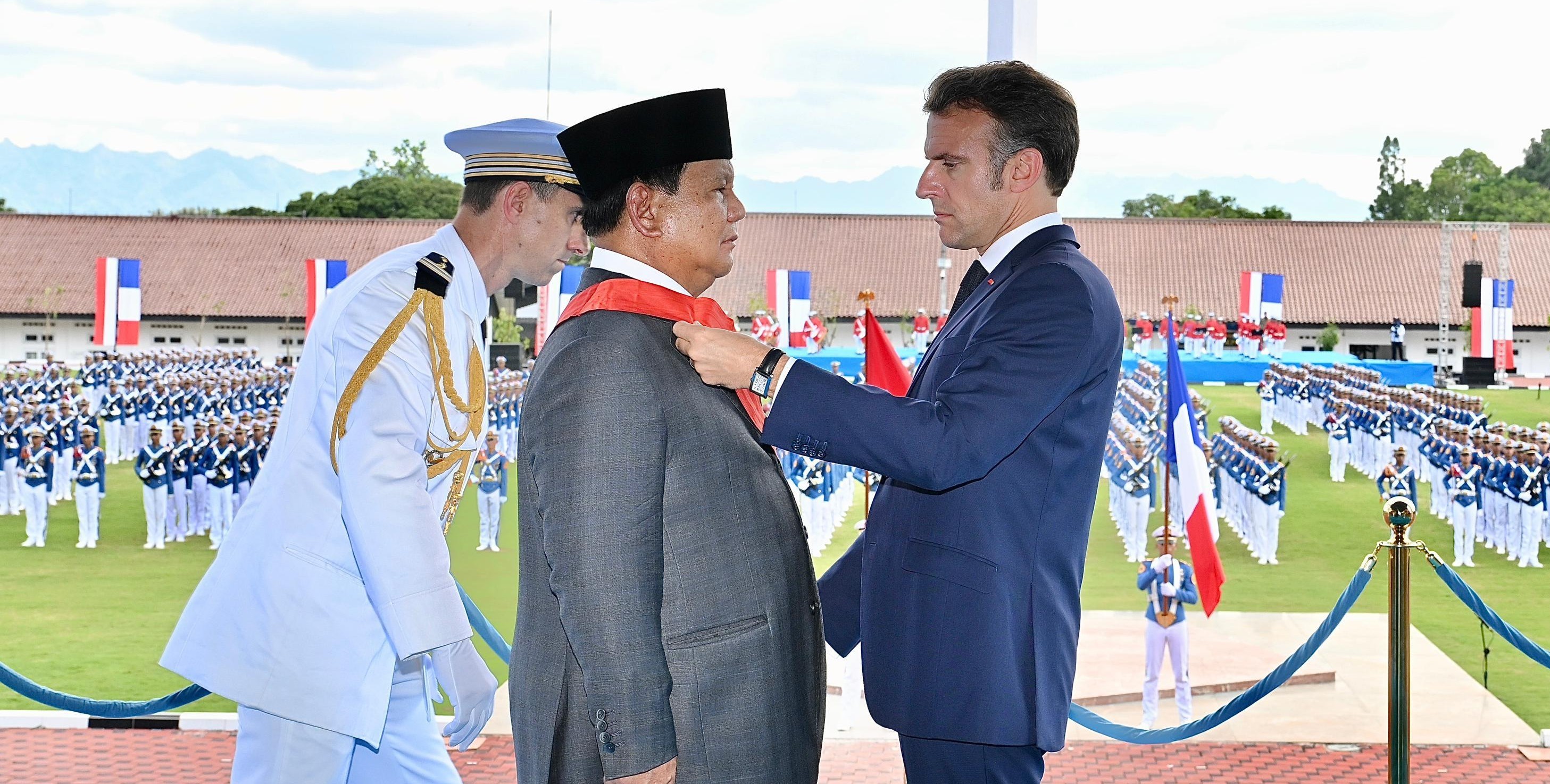 Macron Sambut Prabowo di Élysée, Tegaskan Kemitraan Strategis Indonesia–Prancis