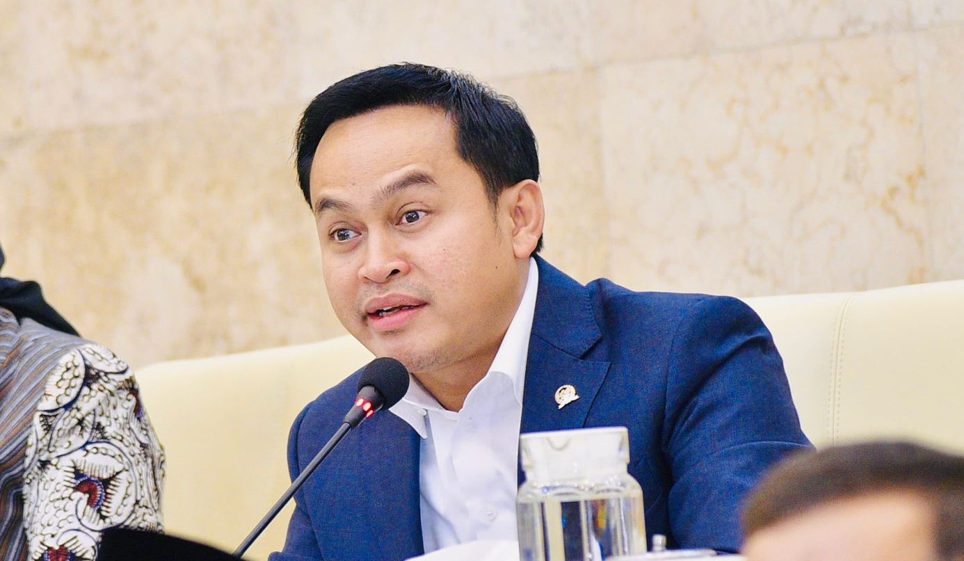 Usia Penyelenggara Pemilu Digugat ke MK, Ujang Bey: Kita Serahkan ke MK