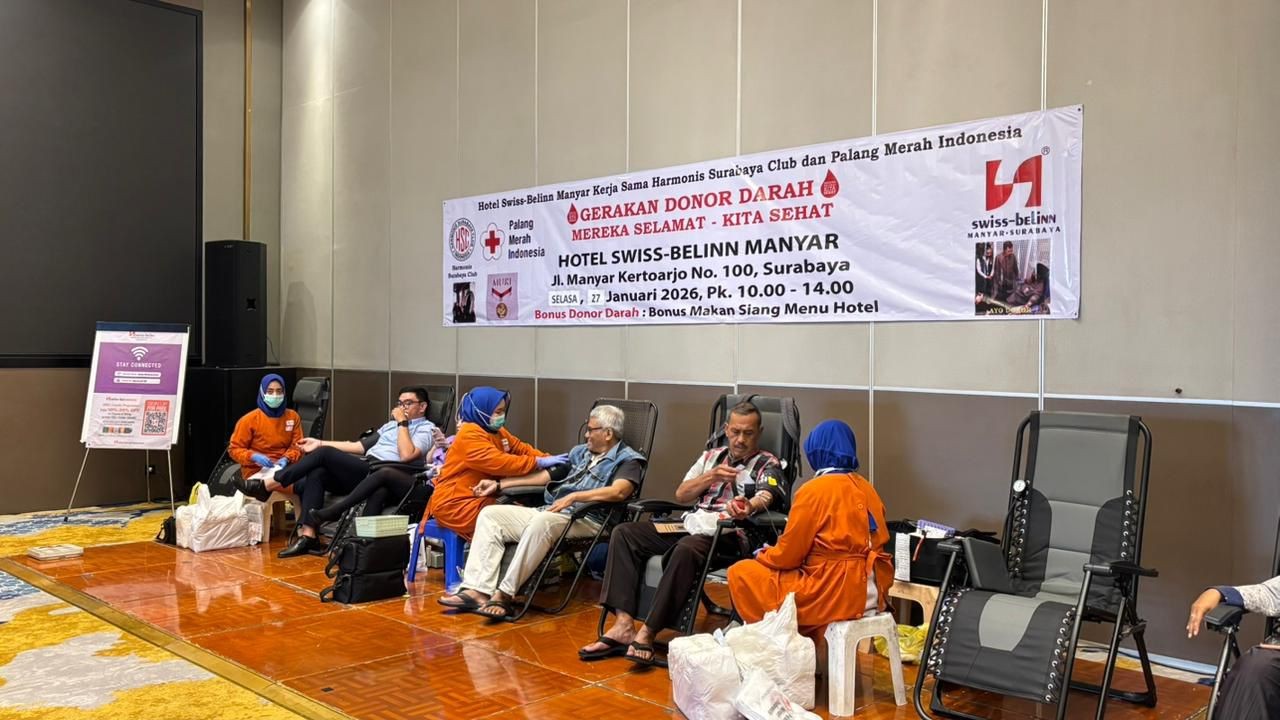 Swiss-Belinn Manyar Surabaya Konsisten Gelar Donor Darah Bersama PMI