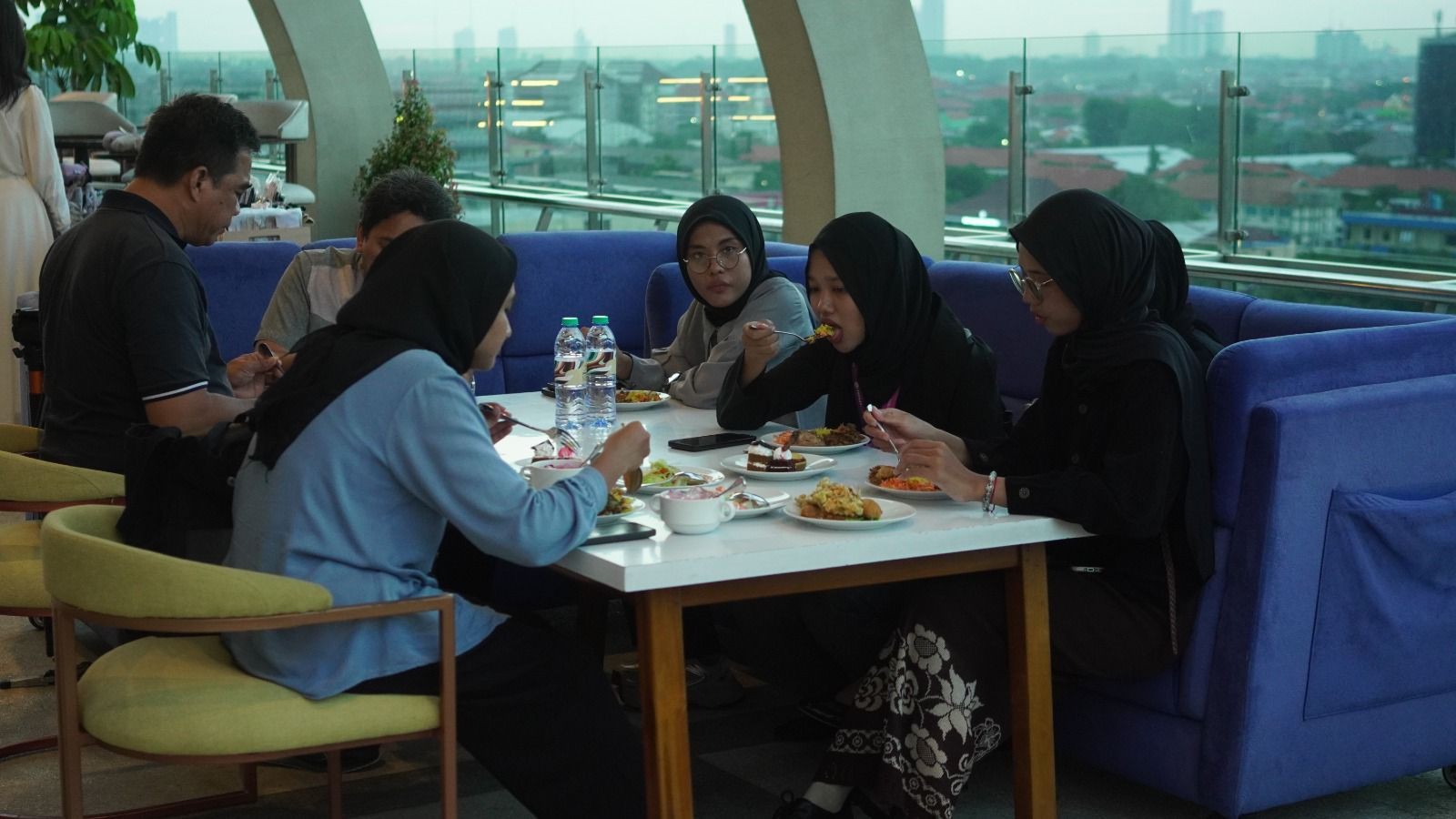 Amazing Ramadan 2026: Perjalanan Iftar Penuh Makna di EXCOTEL Design Hotel Surabaya