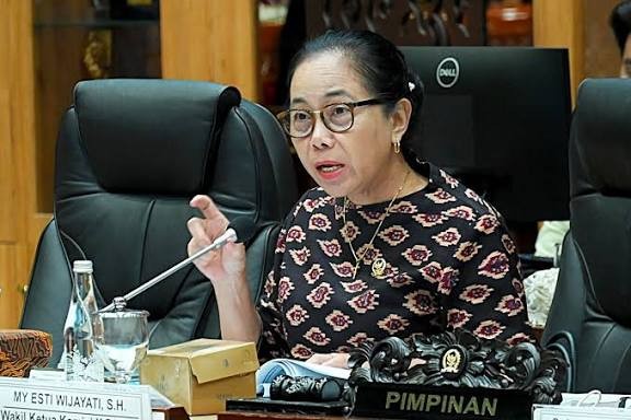 Anak Bunuh Diri Karena Biaya Pendidikan, PDIP: Ini Tamparan Keras Bagi Pemerintah