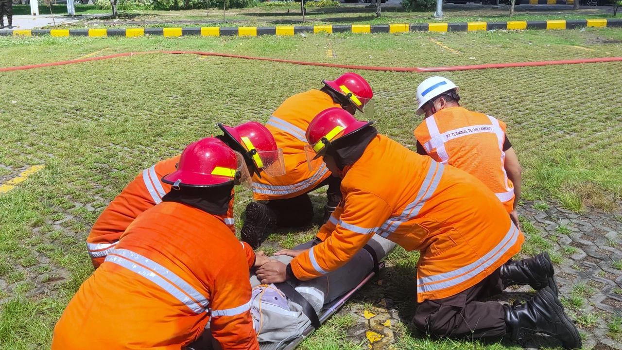 Peringati Bulan K3 Nasional 2026, Terminal Teluk Lamong Tingkatkan Kesiapsiagaan Darurat