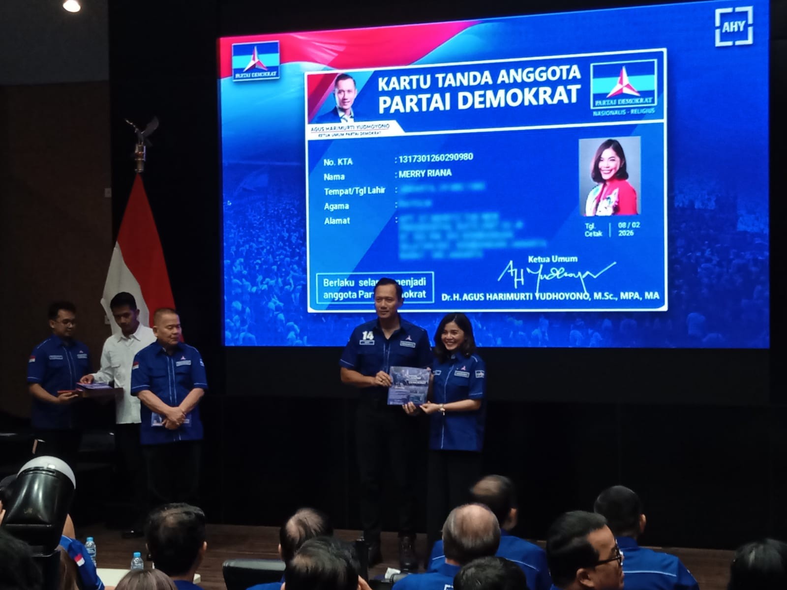 Terima KTA dari AHY, Ini Alasan Merry Riana Mantap Berlabuh ke Demokrat