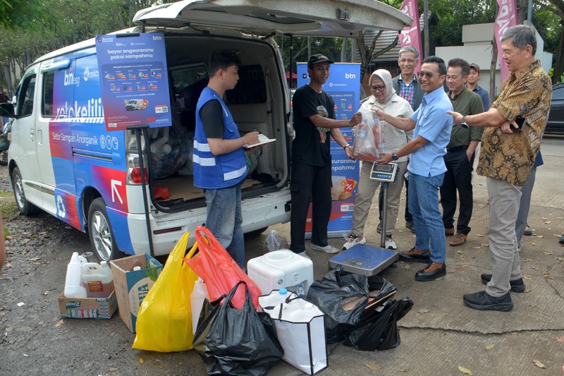 Beli Rumah Subsidi, Bayar Pakai Sampah Rumahan