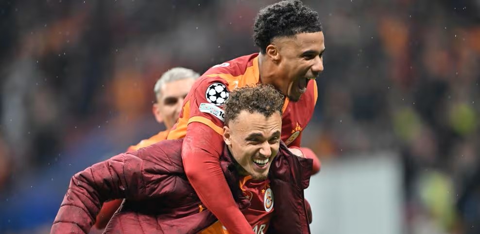 Galatasaray Pesta Gol 5-2 atas 10 Pemain Juventus di Rams Park