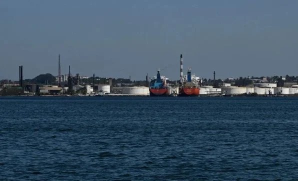 Baku Tembak di Laut Kuba: 4 Tewas, Kapal Cepat AS Ditahan Pasukan Perbatasan
