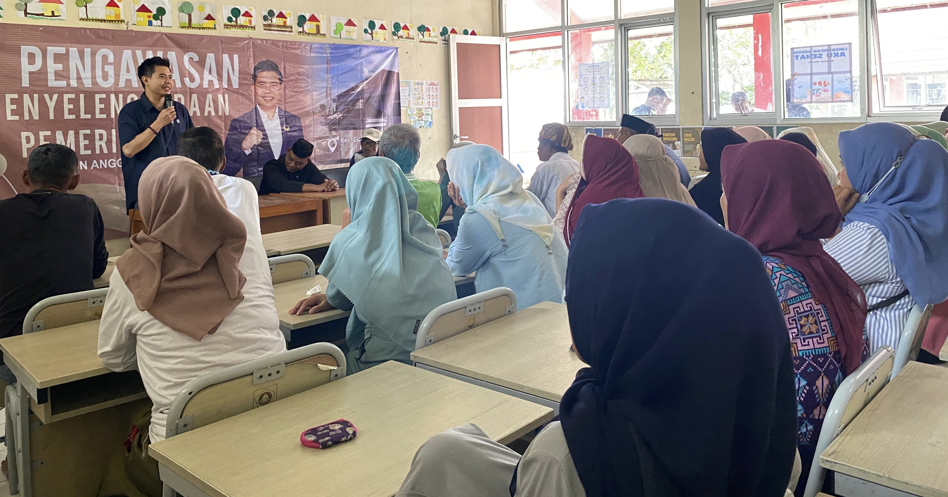 Anggota DPRD Jabar Dorong Pengawasan Partisipatif dalam Program Listrik Desa di Ciampea