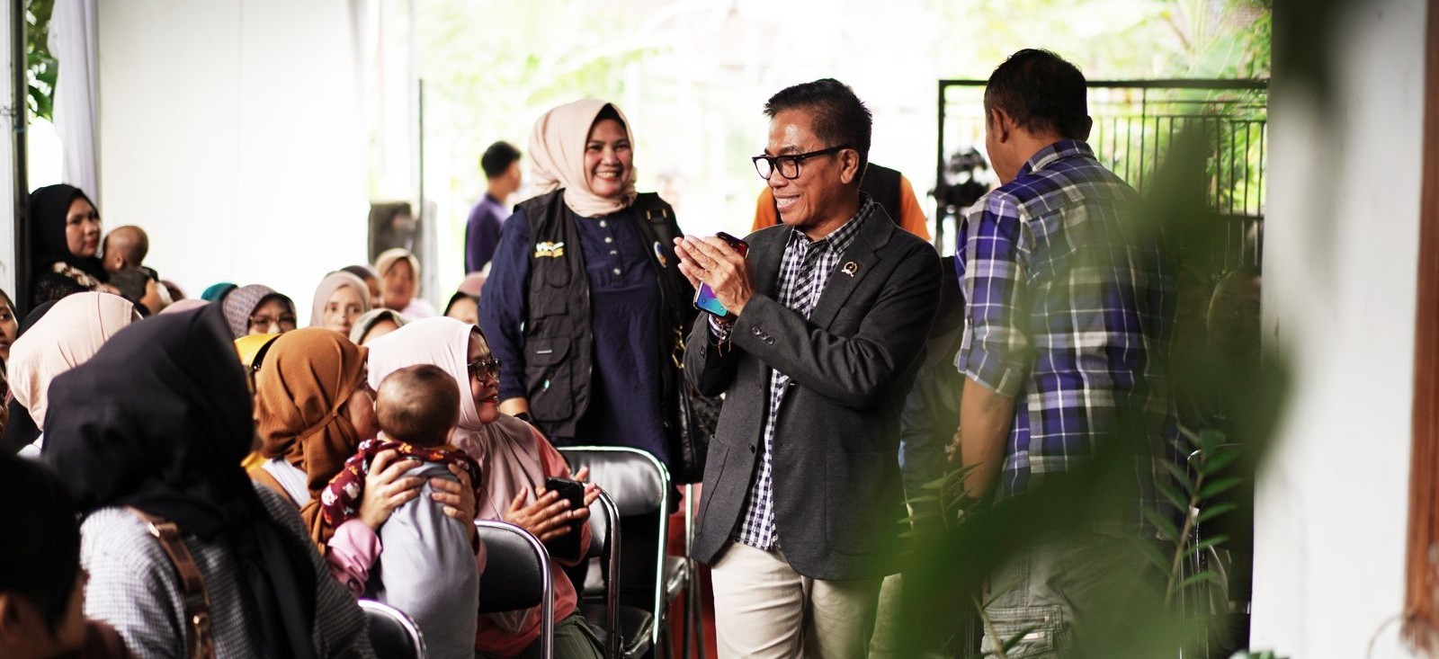Mamat Rachmat Tampung Aspirasi Soal Kekurangan SMA di Ujung Berung