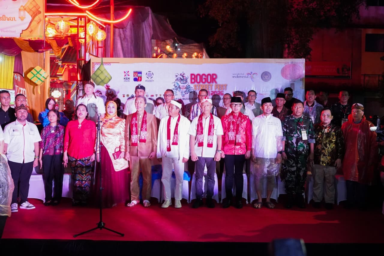 Dihadiri Gubernur KDM, Bogor Street Festival Cap Go Meh 2026 Berlangsung Meriah, Ketua DPRD Bogor Tekankan Kebersamaan