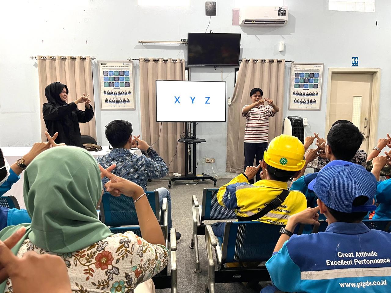 PDS Latih Petugas Bahasa Isyarat, Perkuat Layanan Inklusif Jelang Arus Mudik