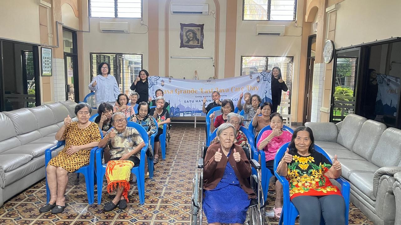 Wyndham Surabaya dan Casa Grande East Java Salurkan 1.000 Paket Nasi Kotak untuk Panti Asuhan dan Lansia