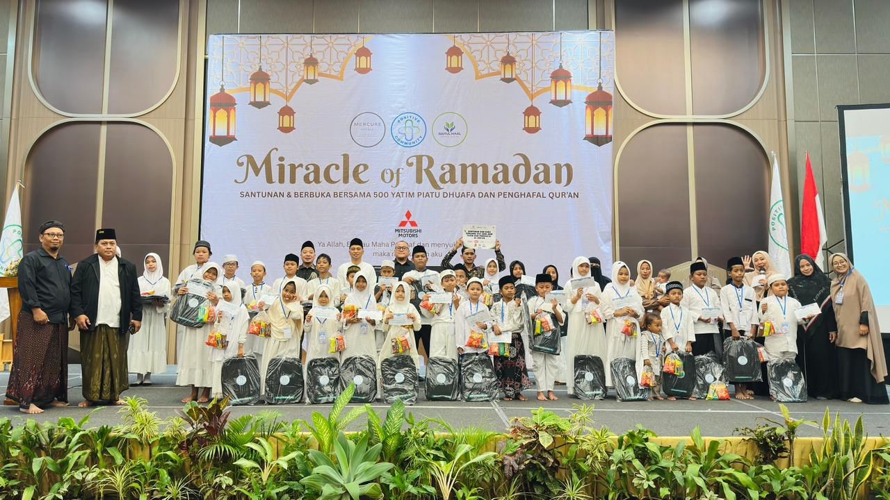 Mercure Surabaya Grand Mirama dan Positive Community Gelar Buka Puasa Bersama 500 Anak Yatim