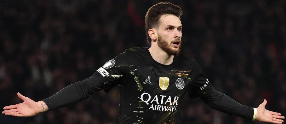 Kvaratskhelia Bersinar, PSG Hajar Chelsea 5-2 di Parc des Princes