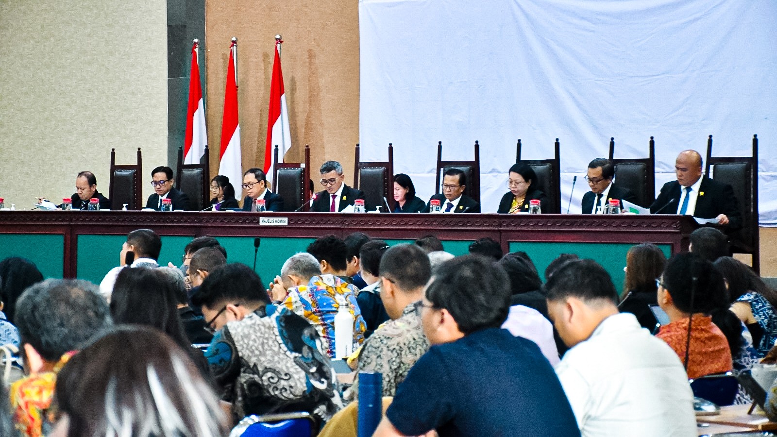 KPPU Putus 97 Pinjol Bersalah, Denda Capai Rp 755 Miliar dalam Perkara Penetapan Bunga