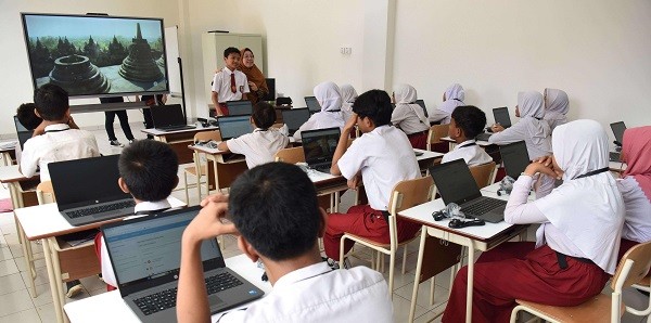 Wamensos Tekankan Monev Ketat Sekolah Rakyat, Soroti Peran Penting Wali Asuh