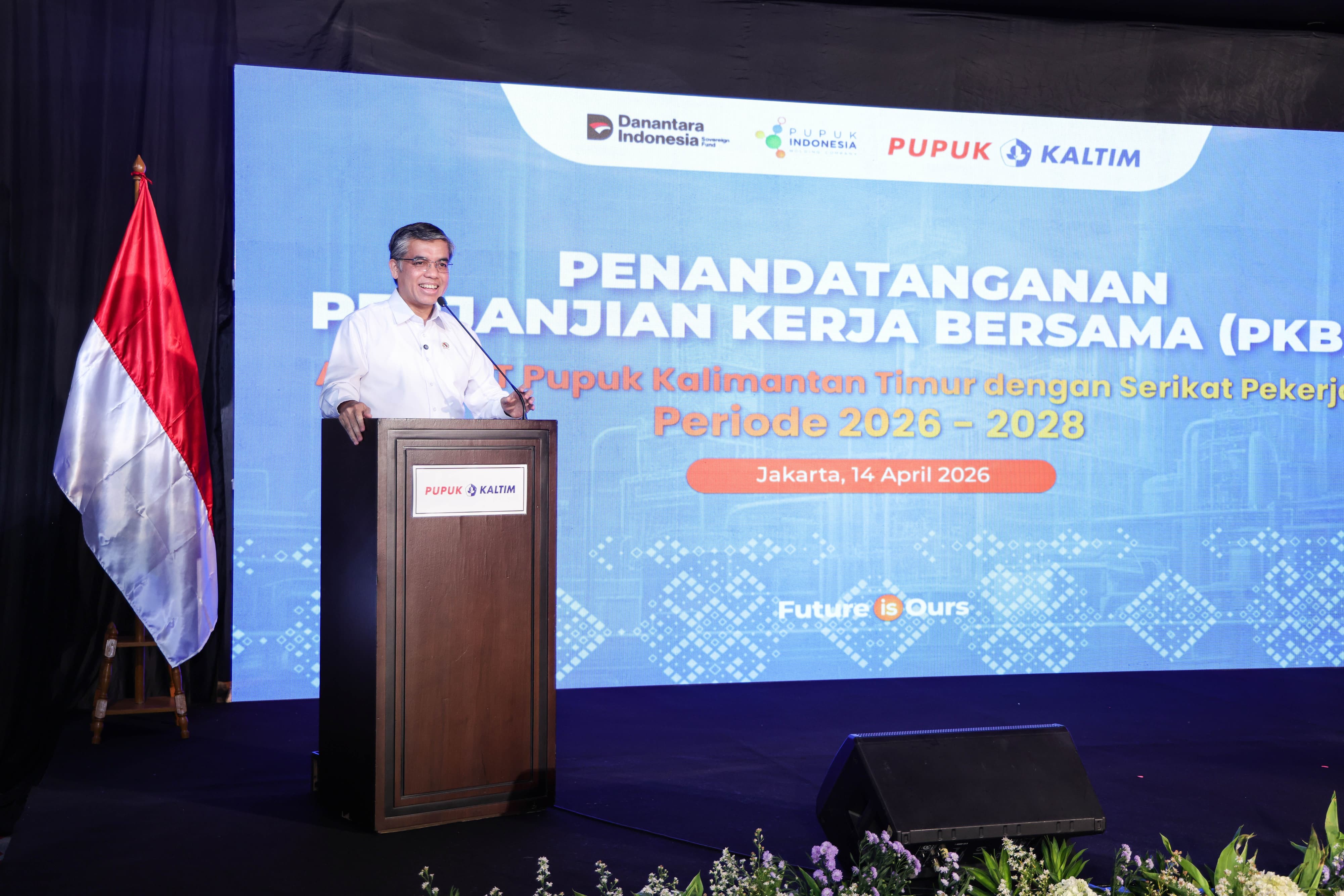 Pemanfaatan AI Masih Rendah, Menaker: Pekerja Harus Siap Hadapi Perkembangan Teknologi