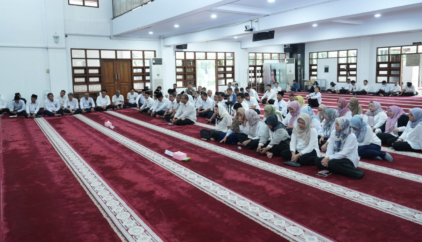 Lepas 82 Jemaah Haji PU, Dody Tekankan Nilai Keikhlasan dan Kebersamaan