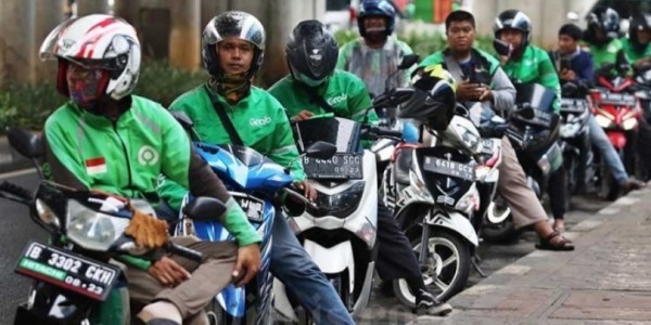 Komisi V DPR Kawal Kebijakan Potongan Tarif Ojol di Bawah 10 Persen