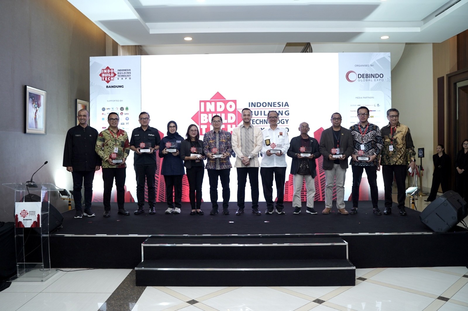 IndoBuildTech Bandung 2026 Resmi Dibuka, Hadirkan Inovasi Industri Bangunan dan Arsitektur