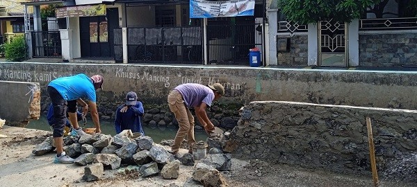 Pemkot Depok Satset Perbaiki Turap Jebol di Kali Laya Cisalak