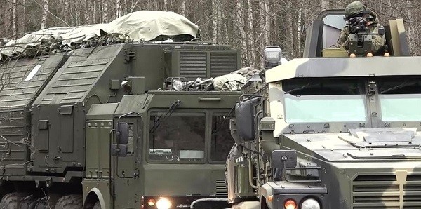 Rusia Luncurkan Serangan Besar ke Ukraina, Gunakan Rudal Hipersonik dan Drone