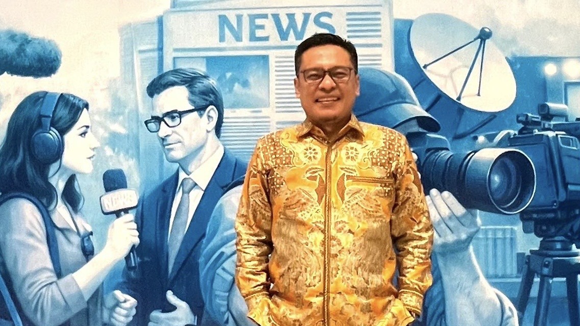 Gelar Nobar Final Liga Champions, Golkar Jatim Bangun Kedekatan dengan Masyarakat