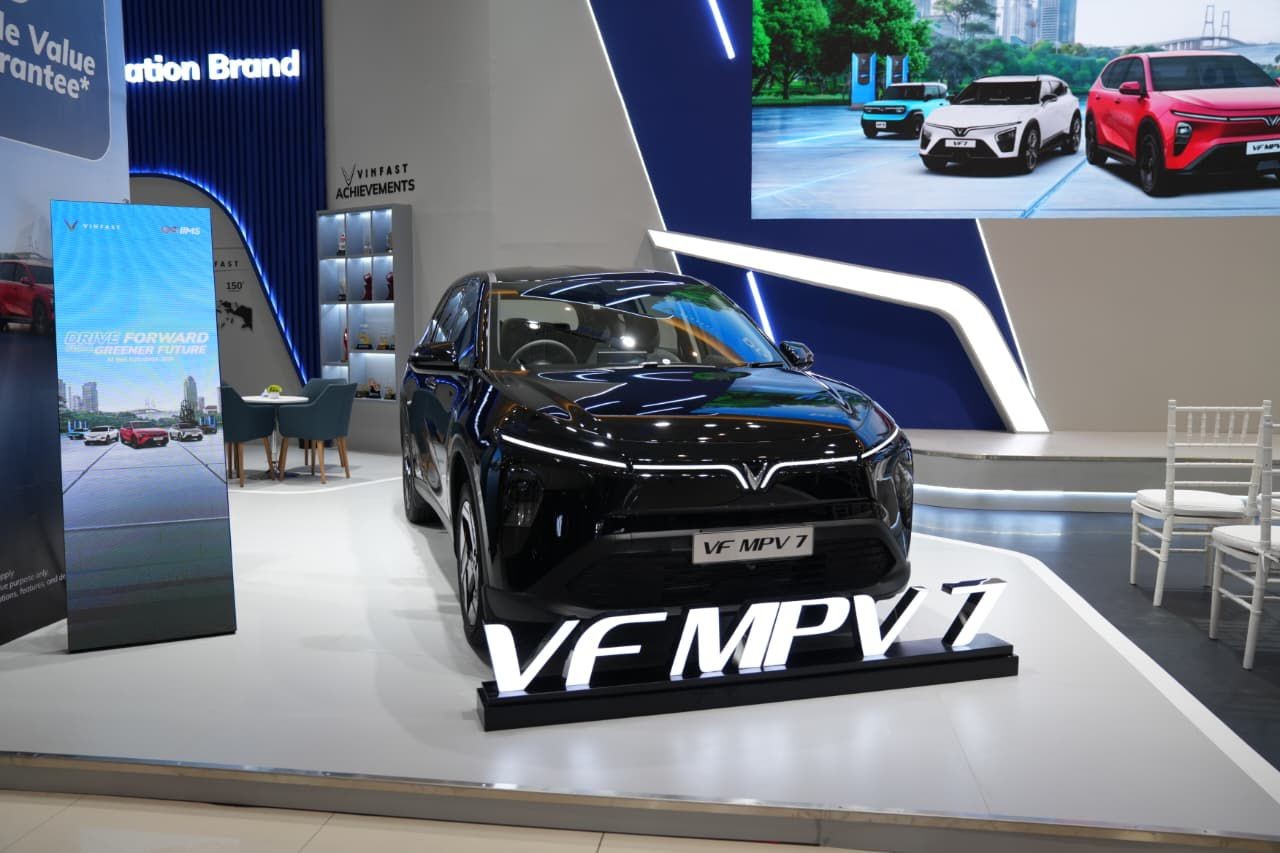VinFast Kenalkan VF MPV 7 di IIMS Surabaya 2026, Tawarkan Beragam Promo Menarik