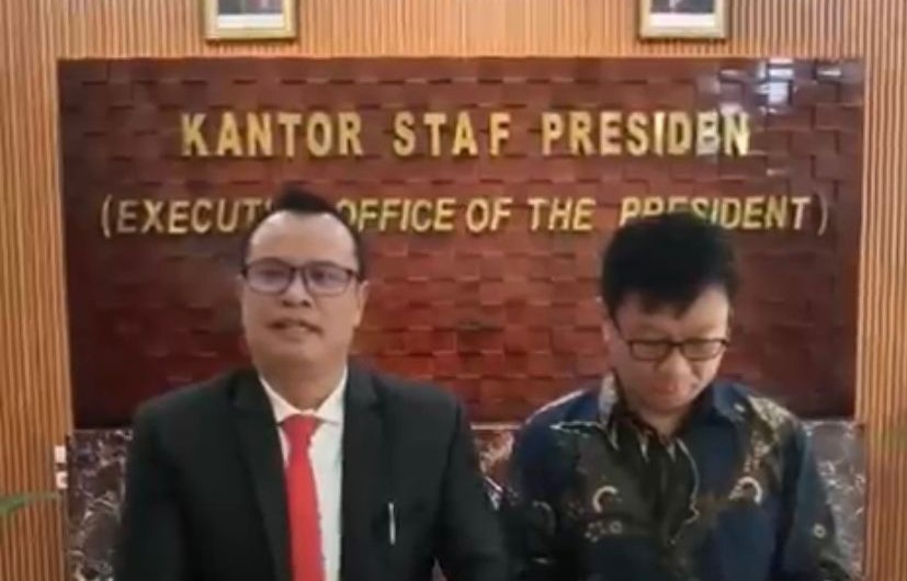 Penasihat Hukum Berikan Bukti Izin 15 Kontainer Milik PT PMM ke Kantor KSP