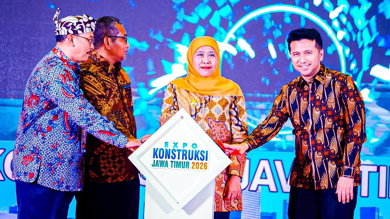Gubernur Khofifah Buka Expo Konstruksi dan Kukuhkan Forum Jasa Konstruksi Jatim 2026
