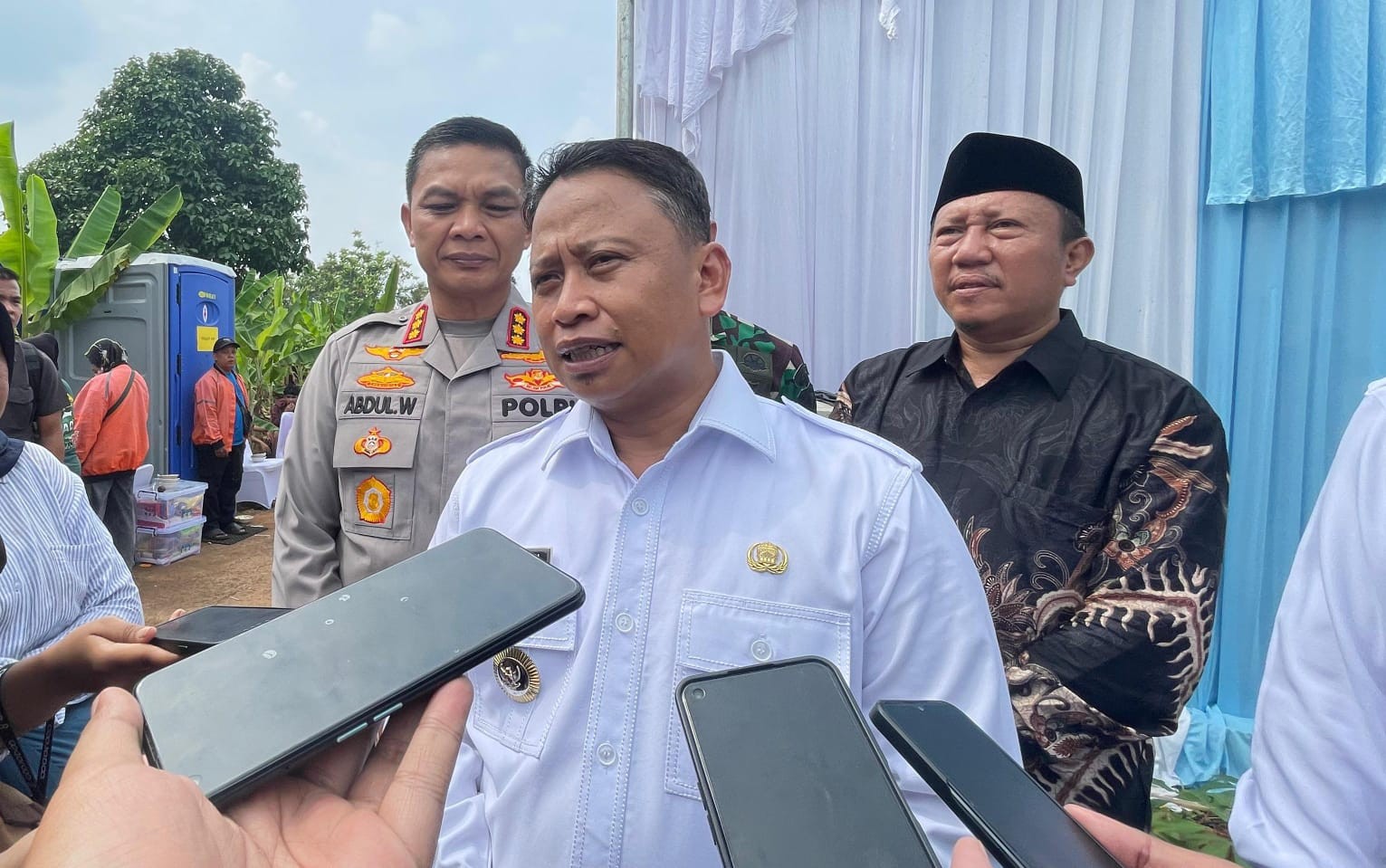 Wali Kota Supian Suri Sumringah Lihat Fasilitas Air Bersih di Bojongsari